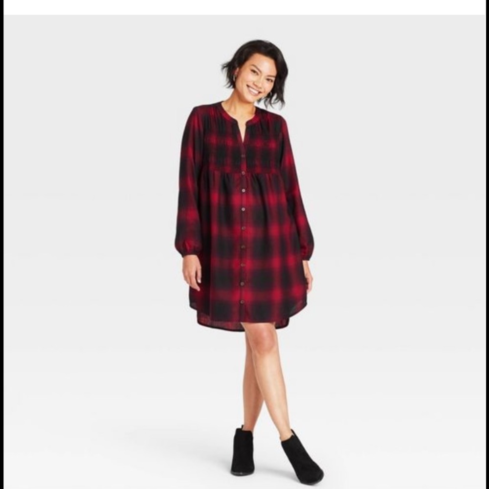 Long sleeve button front plaid dress size med